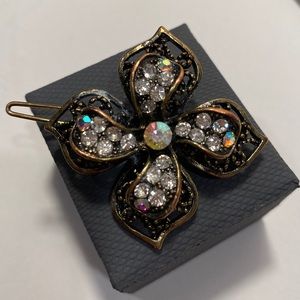 Vintage Rhinestone Hair Clip Four Leaf Clover